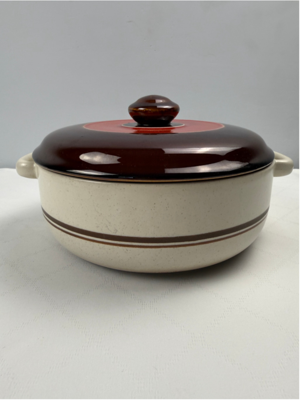 vtg 70s Japanese stoneware covered casserole dish Cookware Brown Beige Ceramic